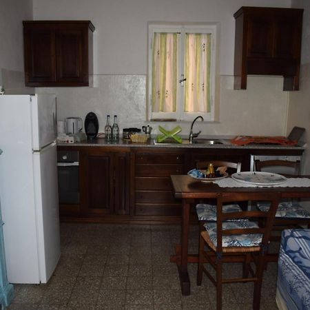 דירות אולביה Sa Domitta Di Suiles מראה חיצוני תמונה